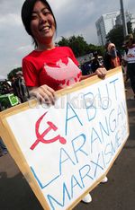 Eitttss...Palu Arit Mejeng di Demo Buruh Istana