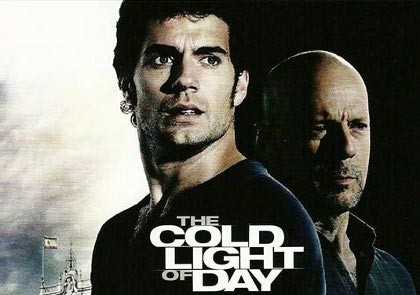 Bruce Willis & Henry Cavill Beraksi di The Cold Light of Day
