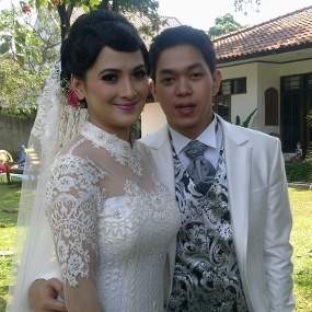 Jarang Tampil, Andhara Early Dikekang Suami?