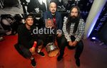 Tiga Tahun Vakum, Netral Kembali Bangkit