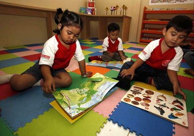 Yuk, Cerdaskan Anak Sedini Mungkin
