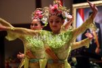 Melestarikan Tarian Gandes Kipas