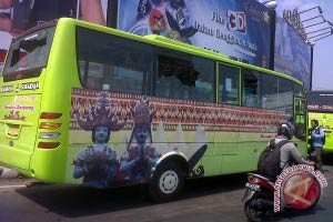 Balada Bus Rapid Transit: Didamba Penumpang, Ditentang Sopir Angkot