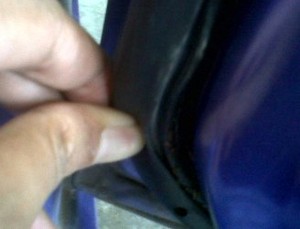 Hiiy, Semut Bersarang di Mobil