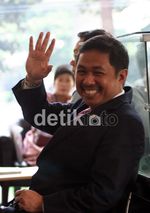 Anis Matta Diperiksa KPK