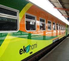 Jurus Pemerintah Kejar 2 Juta Penumpang KRL