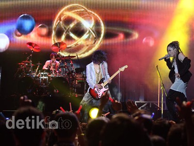 Di Jakarta, Aksi L Arc~en~Ciel Tampil Sempurna