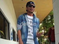 Norman menjelaskan single terbarunya nanti akan jauh berbeda dengan lagu dia sebelumnya. Ia mencoba jadi raper di lagu terbarunya itu. Jenas/detikcom.