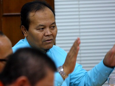 Hidayat Janji Perbaiki Nasib Guru Bantu