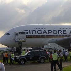 Divert Landing SQ adalah Pendaratan Perdana A-380 di RI