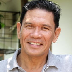 Sebelum Jadi Pendeta, Advent Bangun Mampir Jadi Penyanyi Dangdut