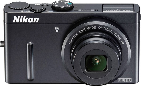 Nikon P300