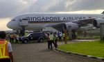 Penumpang Sakit, SQ Divert Landing di Soetta