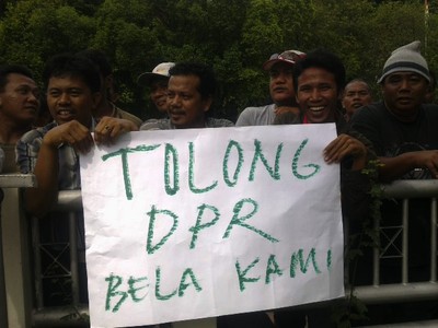 Awak Bus AKAP Tolak Masuk TOW