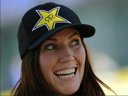 Wuih, Cewek Pengendara Toilet Tercepat di Dunia