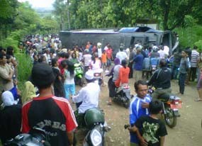 Bus Pariwisata Terguling di Nongkojajar, Lima Orang Tewas