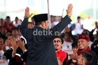 Cawagub DKI Jakarta Nahrowi Ramli memberi salam kepada masyarakat persilatan Jakarta.