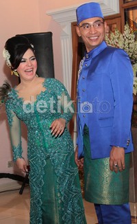 Rani dan Jeffri menggunakan konsep garden party di pernikahan mereka.(Herianto Batubara/detikcom)