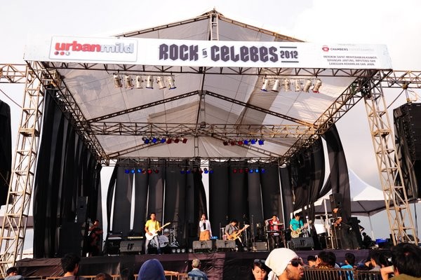 Festival Rock In Celebes 2012 di Makassar