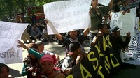 Dalam pernyataan sikapnya, warga yang menamakan diri Solidaritas Pembela Petani Pengungsi Sei Lepan dan Besitang (SP3SB) menyatakan kecamannya atas tindakan kesewenang-wenangan aparat penegak hukum yang menangkap Suyatno. Warga Sei Lepan ini dituduh memprovokasi warga untuk mempertahankan haknya di atas lahan sengketa.