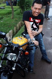 Anang mengaku menggunakan motor pemberian calon istrinya itu hanya untuk menghabiskan bensin yang telah diisi sebanyak Rp 50.000 untuk pemakaian empat hari.