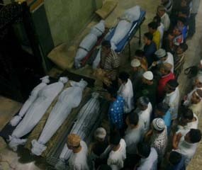 7 Korban Bus Terguling Disalati di Masjid Al Muhajirin Candi Lontar