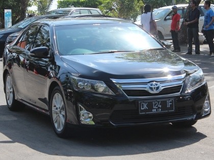 Toyota Pamer Camry Hybrid dan Prius ke SBY
