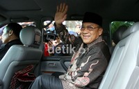 KPK saat ini fokus untuk mengusut informasi yang hanya diketahui oleh Angie seorang. Salah satunya, KPK menelusuri permainan di Komisi X. Ramses/detikcom.