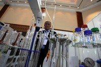 Pameran LAB Indonesia 2012 menghadirkan produk dan teknologi laboratorium canggih, di Hall Asembly JCC Senayan, Jakarta.