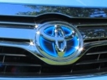 Toyota Seriusi Tantangan Bikin Hybrid di Indonesia