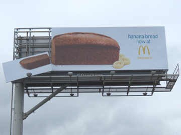 Upss Ada Potongan Banana Bread Jatuh Dari Billboard