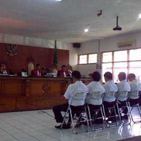 Rochman dan 4 Terdakwa Bansos Jalani Sidang Terpisah