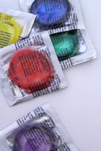 Kasus-kasus Heboh Seputar Pemakaian Kondom