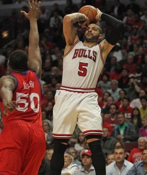 Hawks dan Bulls Perpanjang Nafas