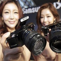 Samsung Alihkan Fokus ke Kamera Tanpa Cermin