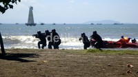 Latihan ini diikuti oleh unsur Port Scurity Committee Cilacap yang terdiri dari ADPEL, KPLP, Polri, TNI AL, SAR serta SatBrimob Polda Jateng. Arbi Anugerah/detikNews.