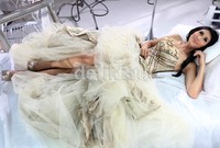 Inilah aksi Cinta Dewi saat syuting video klipt What Ever di Studio Gudang, Jakarta Timur.