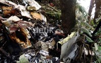Serpihan-serpihan pesawat tampak berserakan. Eko Sulistio/Relawan.