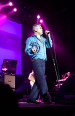 Dewa Britpop Morrissey Hipnotis Jakarta