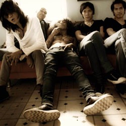 I Slank U, Konser Eksklusif 3,5 Jam (Bagian 1)