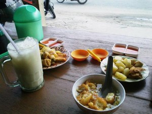 kuliner kota singkawang