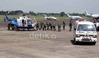 Khusus PMI, organisasi nirlaba tersebut PMI menerjunkan 26 ambulans, 120 relawan, dan 4 helikopter. Hingga saat ini, semua masih bekerja. Selain itu, PMI juga mengirimkan masker, sarung tangan, dan terpal untuk para relawan.