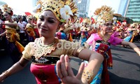 Acara ini juga dihadiri calon gubernur Fauzi Bowo dan abang-none Jakarta.
