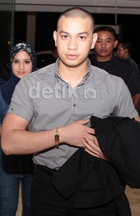 Sazni menegaskan dirinya asli dari Malaysia dan bukan Sammy Siagian yang sering disebut-sebut sebagai Bubu. Herianto Batubara/detikhot