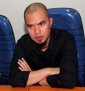 Ahmad Dhani Cs Sambangi DPR Siang Ini