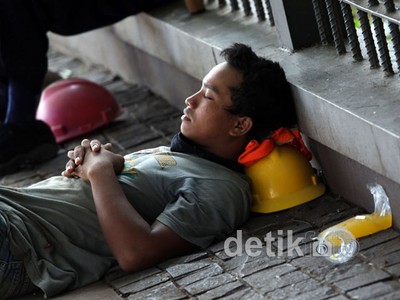 Ketika Buruh Beristirahat