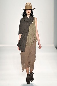 Nicholas K, Fall/Winter 2012. New York Fashion Week 2012. [Foto: Mike Coppola/Getty Images for Mercedes-Benz Fashion Week]