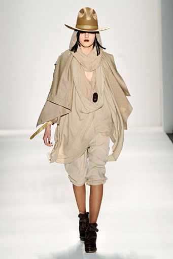 Nicholas K, Fall/Winter 2012. New York Fashion Week 2012. [Foto: Mike Coppola/Getty Images for Mercedes-Benz Fashion Week]