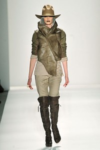 Nicholas K, Fall/Winter 2012. New York Fashion Week 2012. [Foto: Mike Coppola/Getty Images for Mercedes-Benz Fashion Week]