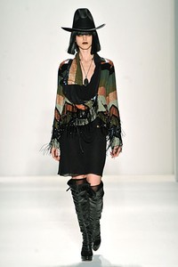 Nicholas K, Fall/Winter 2012. New York Fashion Week 2012. [Foto: Mike Coppola/Getty Images for Mercedes-Benz Fashion Week]